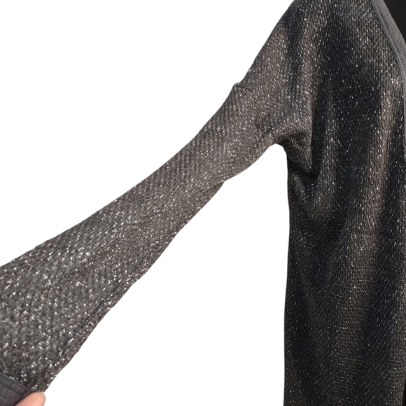 H.i.p. Cardigan Women's Gray Silver Metallic Open Front Sweater Sz L NWT - Picture 5 of 9